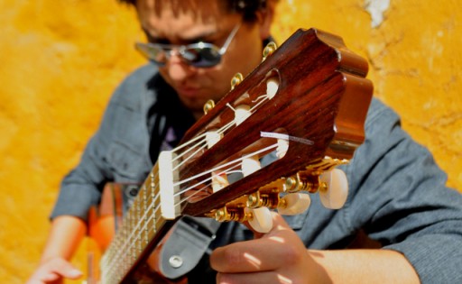 Pablo Reyes, live in concert